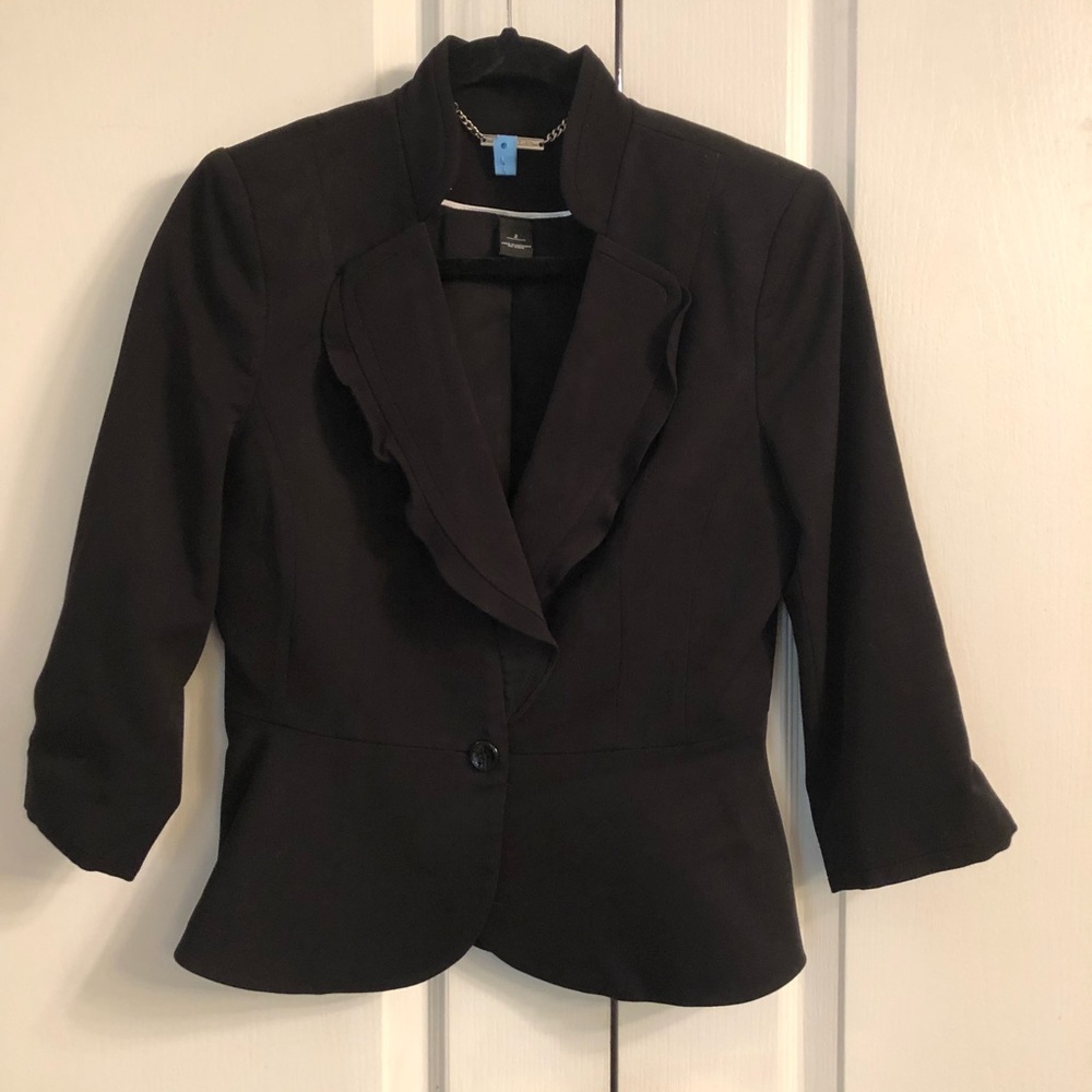 Like New!🖤 WHBM Sexy Stylish Blazer